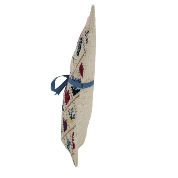 Handmade 3 D Kitty Cat Needlepoint Kitty With Hearts, Flowers On Plastic Canvas - Picture 4 of 11